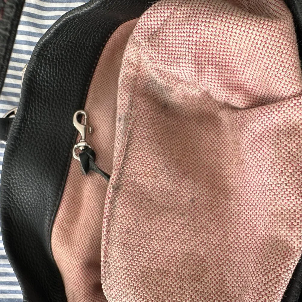 Vintage Dooney and Bourke Pebbled Leather Lock Annalisa Hobo - Picture 15 of 15